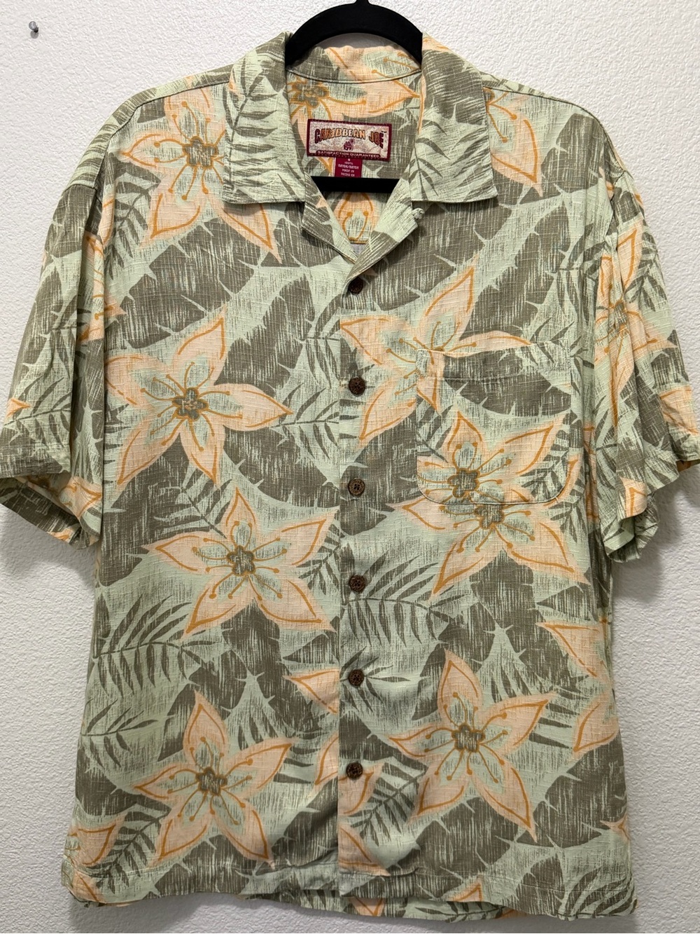 Caribbean Joe button down tropical print, small